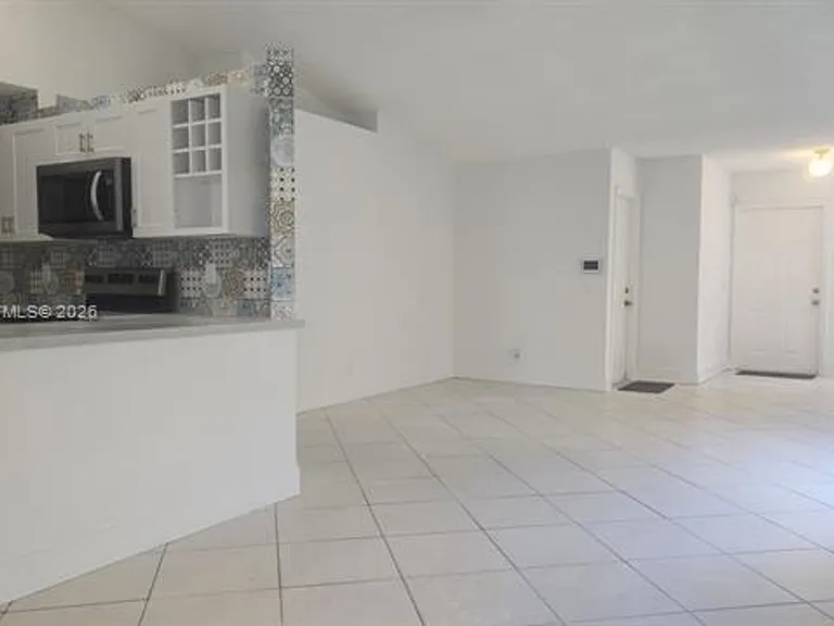 1527 Palermo Dr — Photo 12