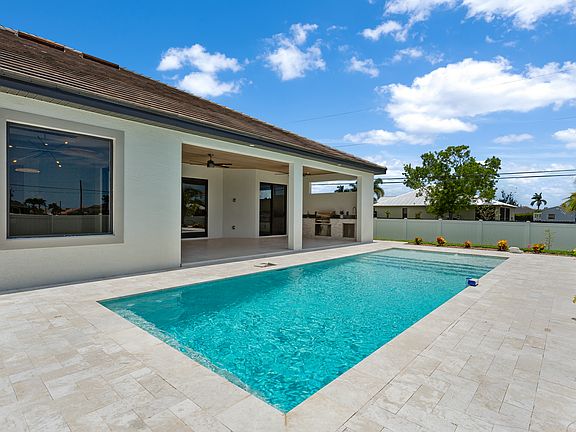 Oasis Pool