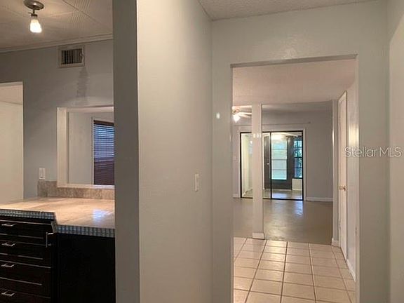 3rd image of 921 Village Dr