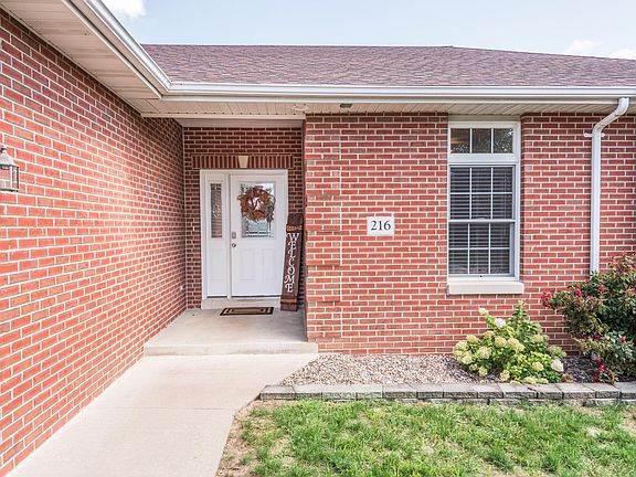 2nd image of 216 Rose Park Dr