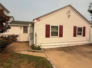 19 Nassau Ave #A, West Babylon, NY 11704