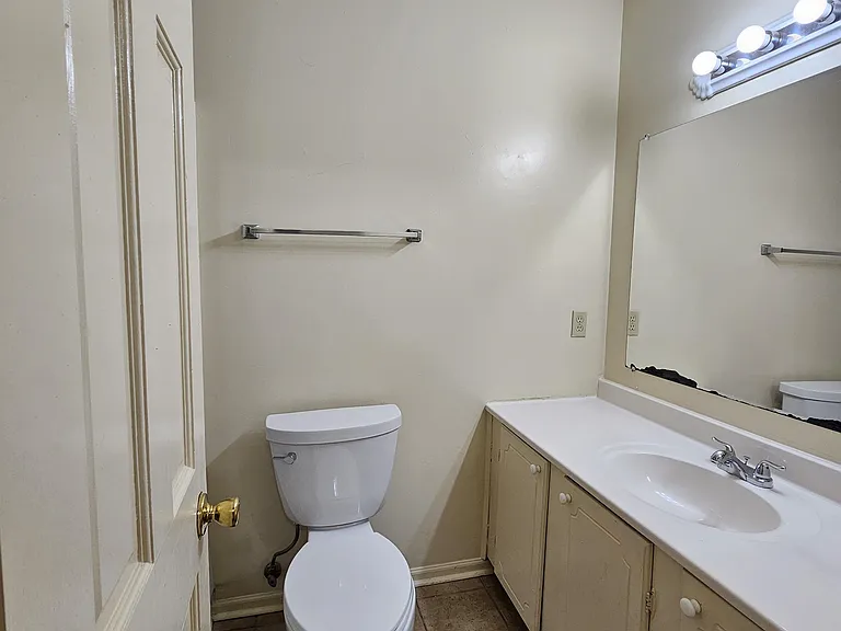 1322 Kings Dr #A — Photo 19