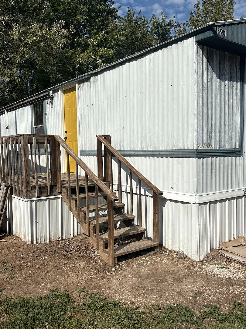 Fantastico - Creekside — Photo 1