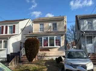 9021 207th St, Queens Village, NY 11428