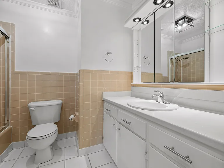 3443 Shadowlawn Dr — Photo 16