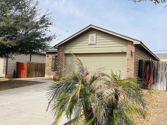 2nd image of 2038 Port Miami St