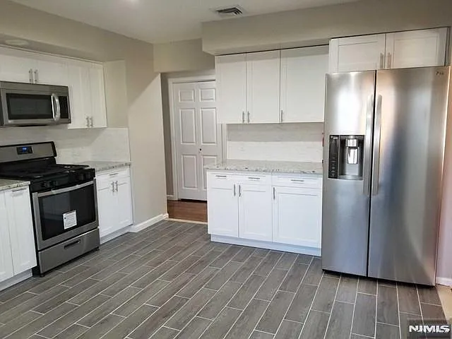 125 E Central Blvd #1 — Photo 17