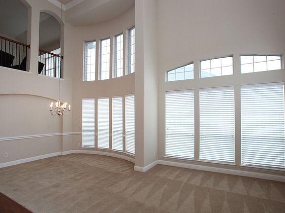 4th image of 1115 Windmere Way