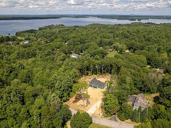 3rd image of 70 Tidewater Farm Road