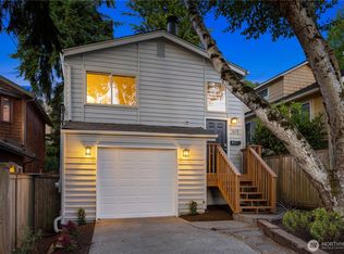 1612 32nd Ave, Seattle, WA 98122