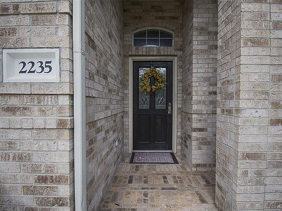 4th image of 2235 Waxwing Dr