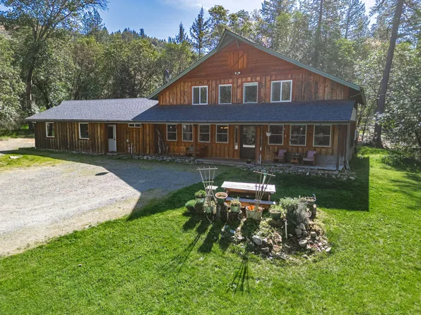 267 Grays Creek Rd, Grants Pass, OR 97527