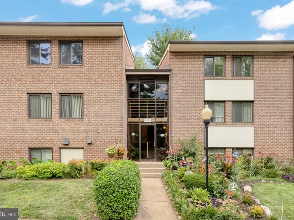 1418 Northgate Sq Unit 11B, Reston, VA 20190