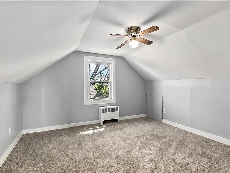 106 Centre St — Photo 34