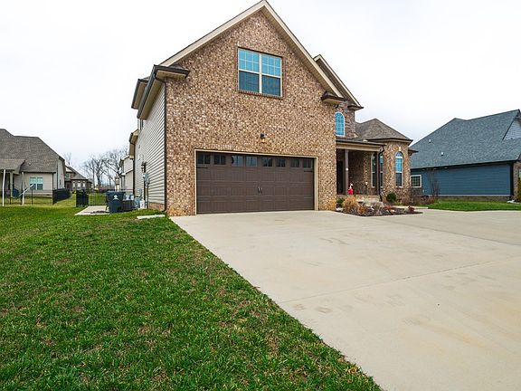 3rd image of 504 Bowden Dr