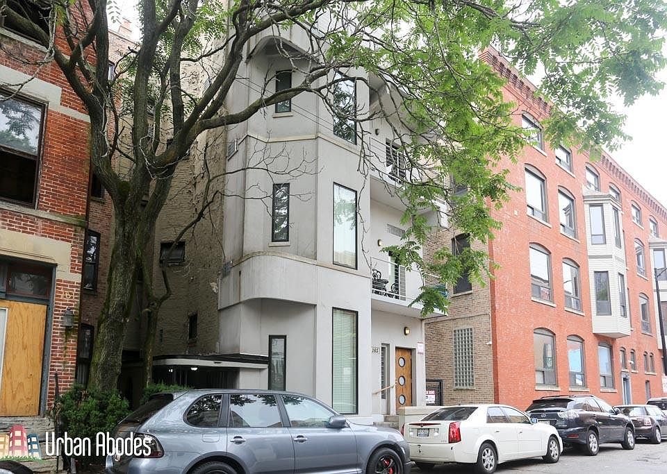 1st image of 163 W Schiller St #Ua1b