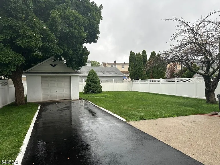 70 Chestnut St — Photo 6