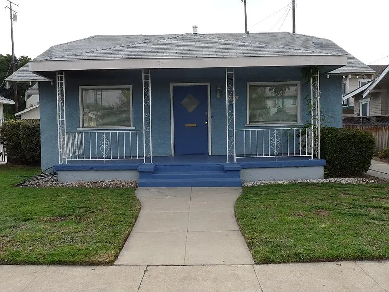 766 Coronado Ave — Photo 1