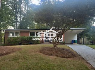 1108 Greenbriar Cir, Decatur, GA 30033