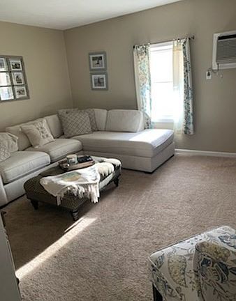 4th image of 10 Quincy Ave #1