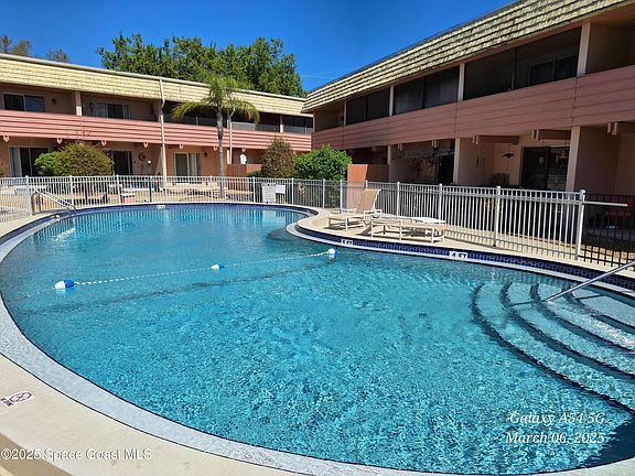 2nd image of 2525 Country Club Dr #B125