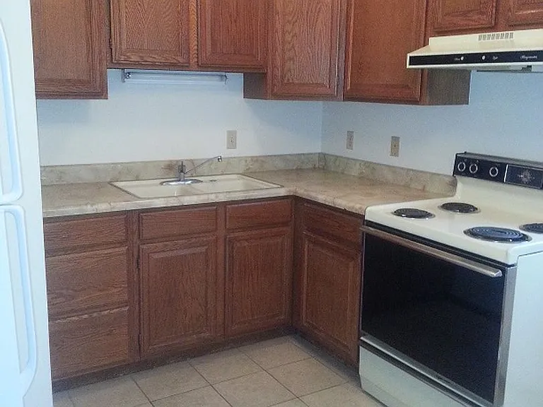 5125 Huntington Ave — Photo 8