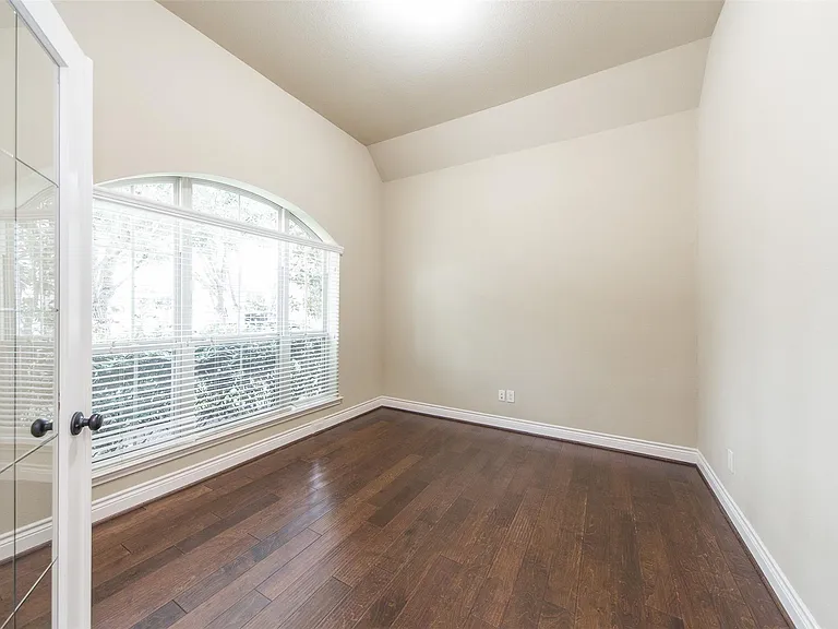 27106 Cross Pointe Ct — Photo 5