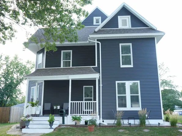 713 N Park St, West Liberty, IA 52776