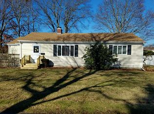 170 Fatima Dr, Warren, RI 02885