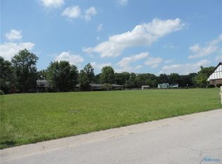 25700 W River Rd, Perrysburg, OH 43551