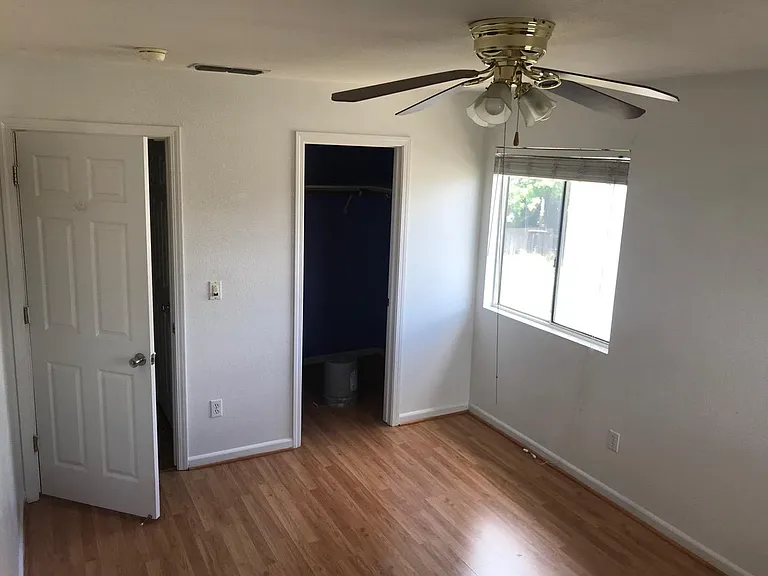 2145 Moore Dr — Photo 16