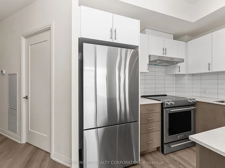 9000 Jane St #2002 — Photo 14