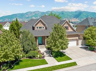 71 S Wellington Dr, Kaysville, UT 84037