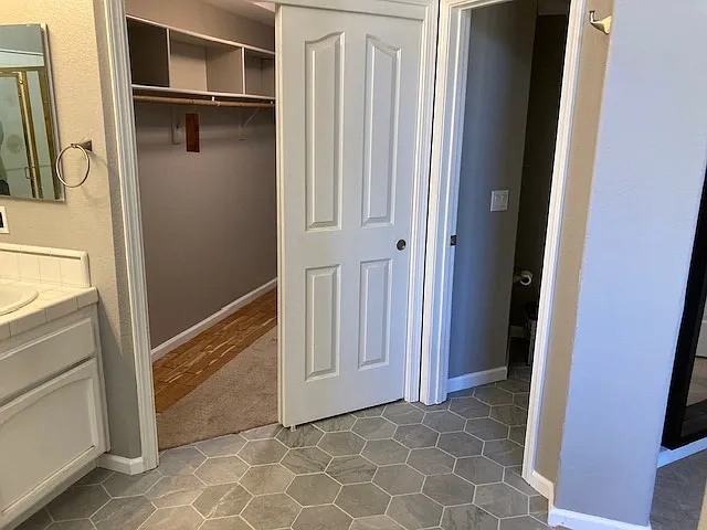8971 Old Creek Dr — Photo 12