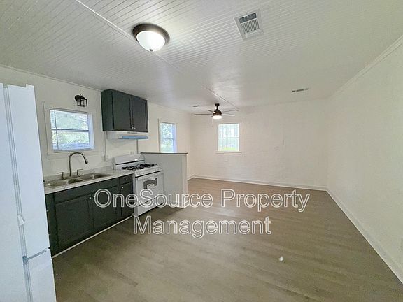 4th image of 454 Attapulgus Hwy #2