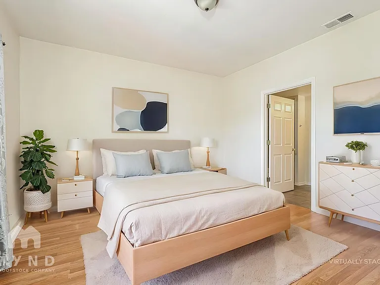 2150 Sutro St #G4 — Photo 3