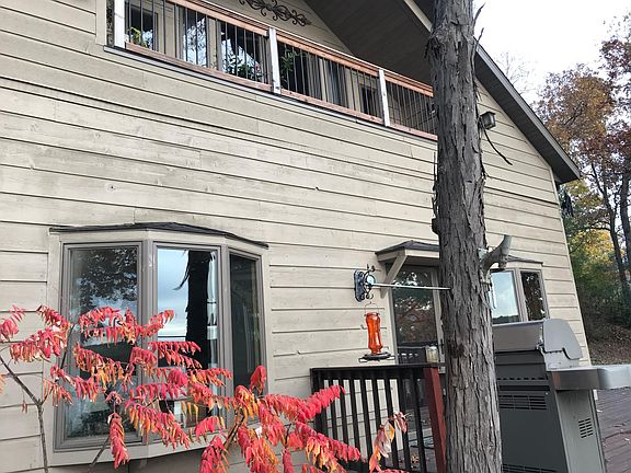 House view facing the lake