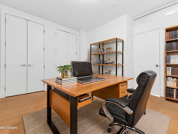 4th image of 50 Murray St APT 439