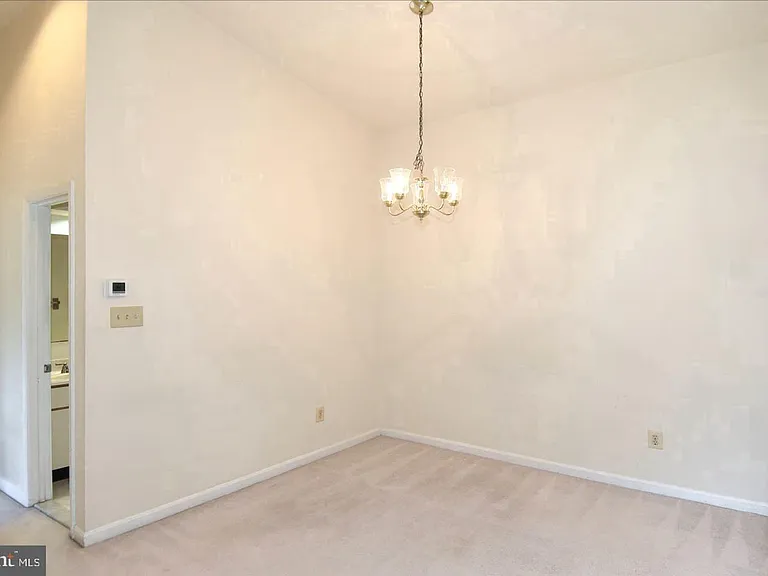 7705 Lafayette Forest Dr #33 — Photo 10