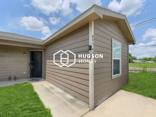 9743 Veyblum St Unit B, Houston, TX 77029