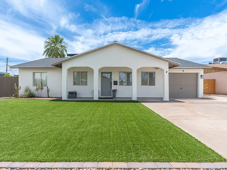 7735 E Latham St — Photo 44