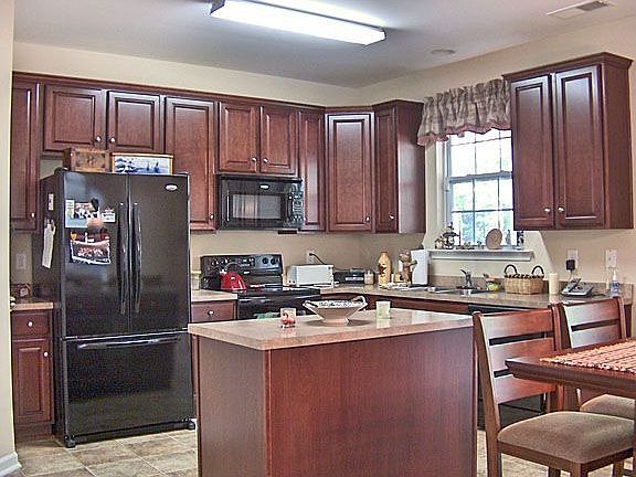 Large Eat in Kitchen
