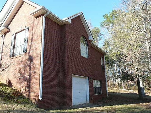 3rd image of 135 Wynnfield Blvd