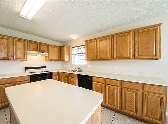 5th image of 6231 Saint Leonard Dr