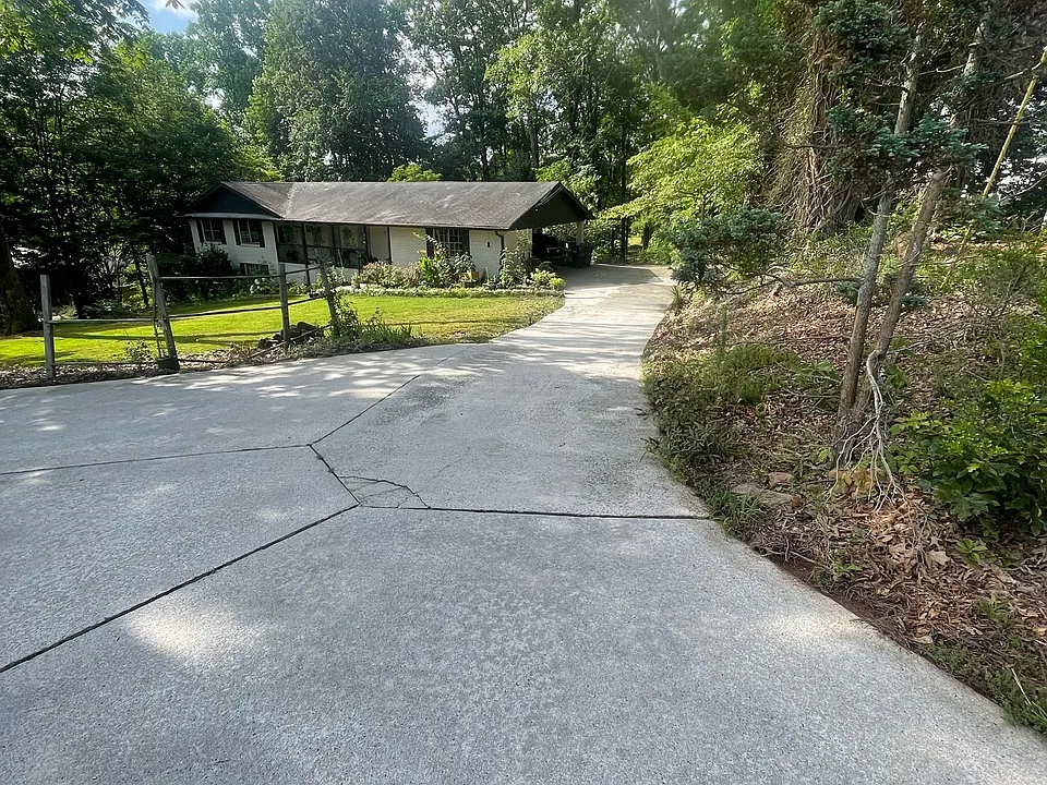 Murray Cir SW