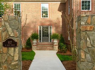 817 N Race St, Statesville, NC 28677