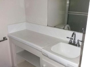 7227 Milwood Ave APT 5, Canoga Park, CA 91303