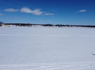 N Crosswinds Dr #3, Fremont, WI 54940