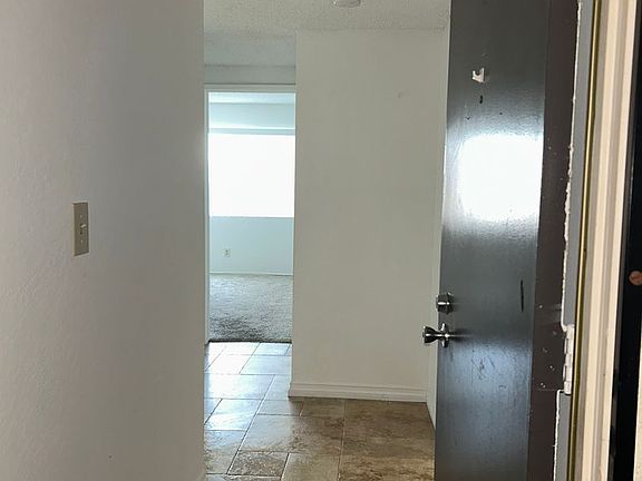 3rd image of 1350 W 9th St APT 2