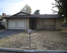 1st image of 627 Glenn Way